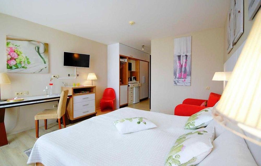 Apartament SiMona w Hotelu DIVA Kołobrzeg,parking,balkon,250 m morze