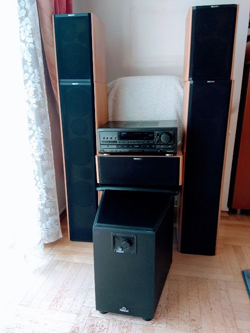 głośniki, amplituner, subwoofer