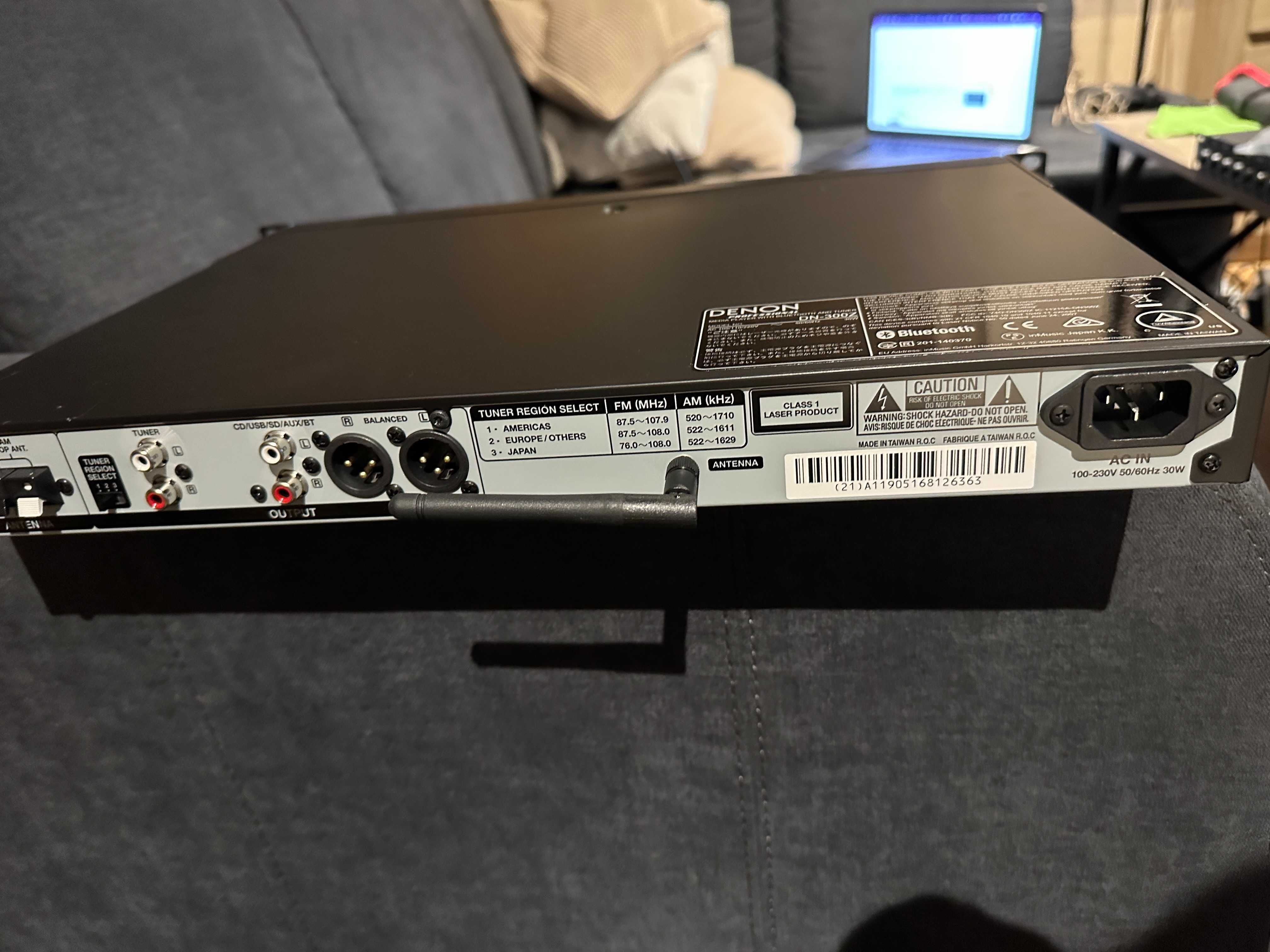 Odtwarzacz CD/USB/Bluetooth Denon DN-300ZB