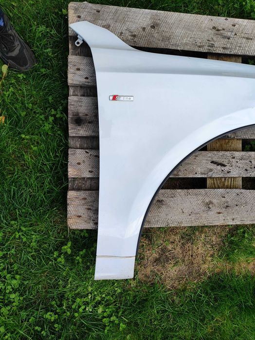 Audi Q5 błotnik przód przedni LS9R