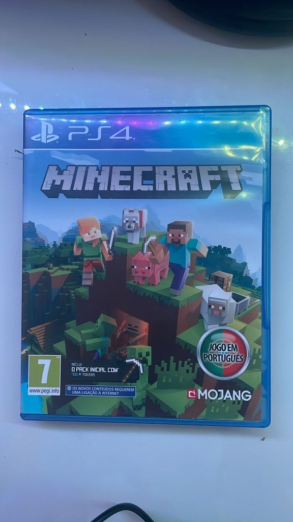 PS4 PRO 1 TB + 2 Comandos + JOGO MINECRAFT em CD