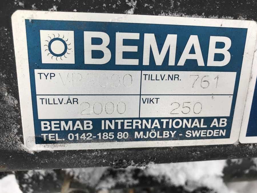 Pług do śniegu Bemab odśnieżny regulowany V hydrauliczny 2000mm