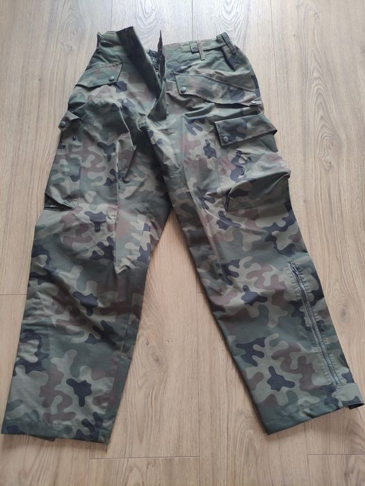 Spodnie ubrania ochronnego 128/MON