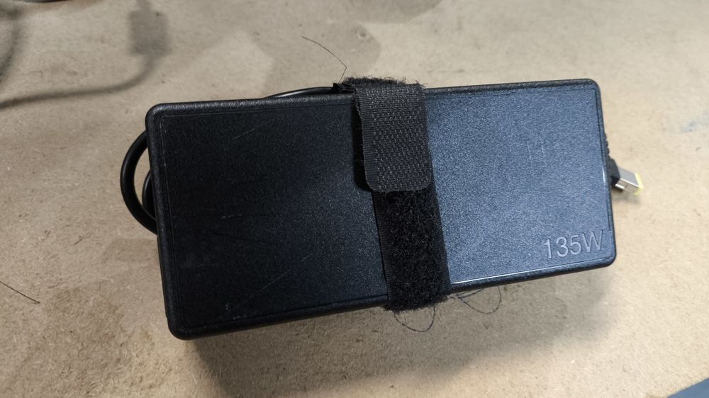 Transformadores originais Lenovo Square de 65W, 90W e 135W