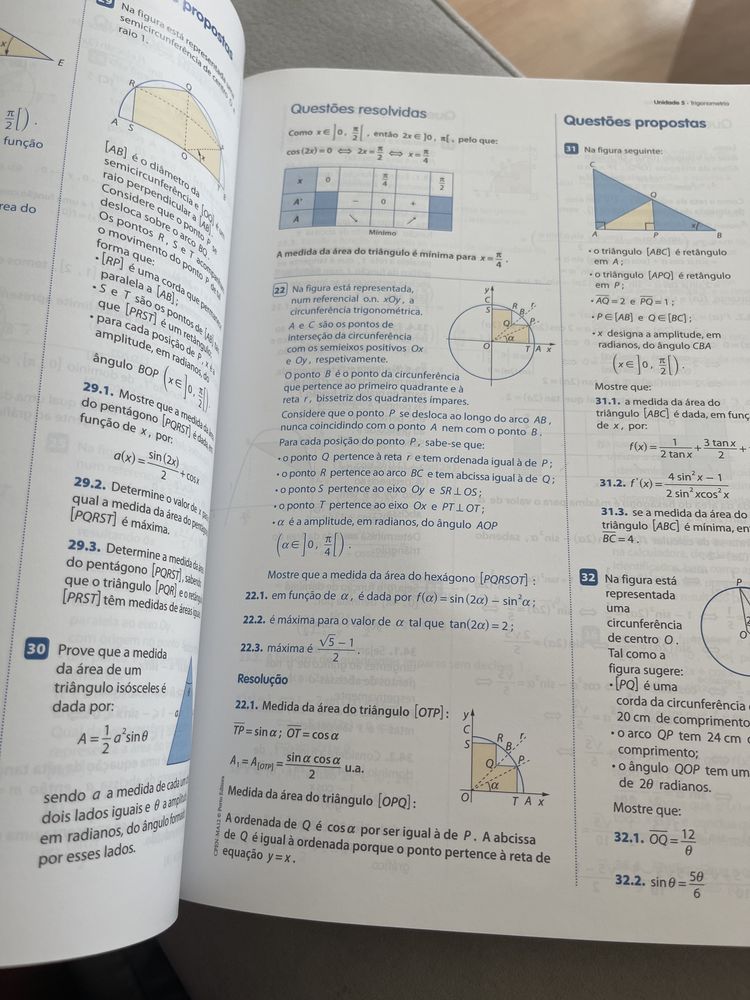 Livro de matemática - exame