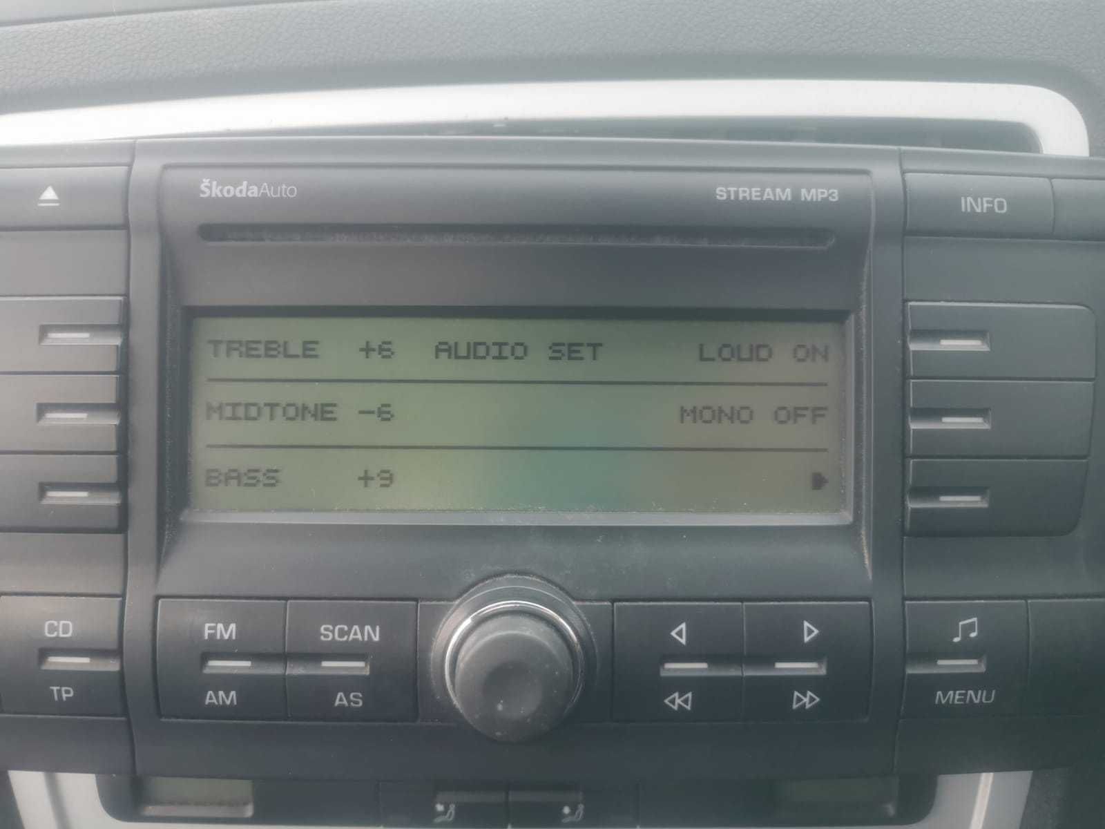 Radio Skoda Octavia 2 Stream Mp3