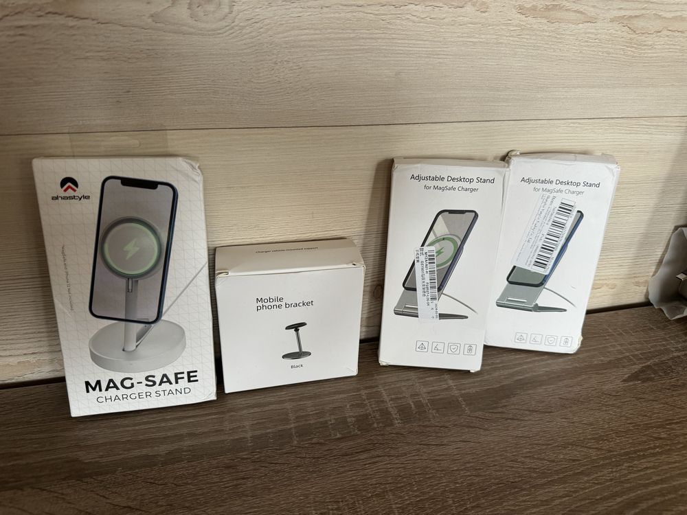 Підставка для iPhone MagSafe