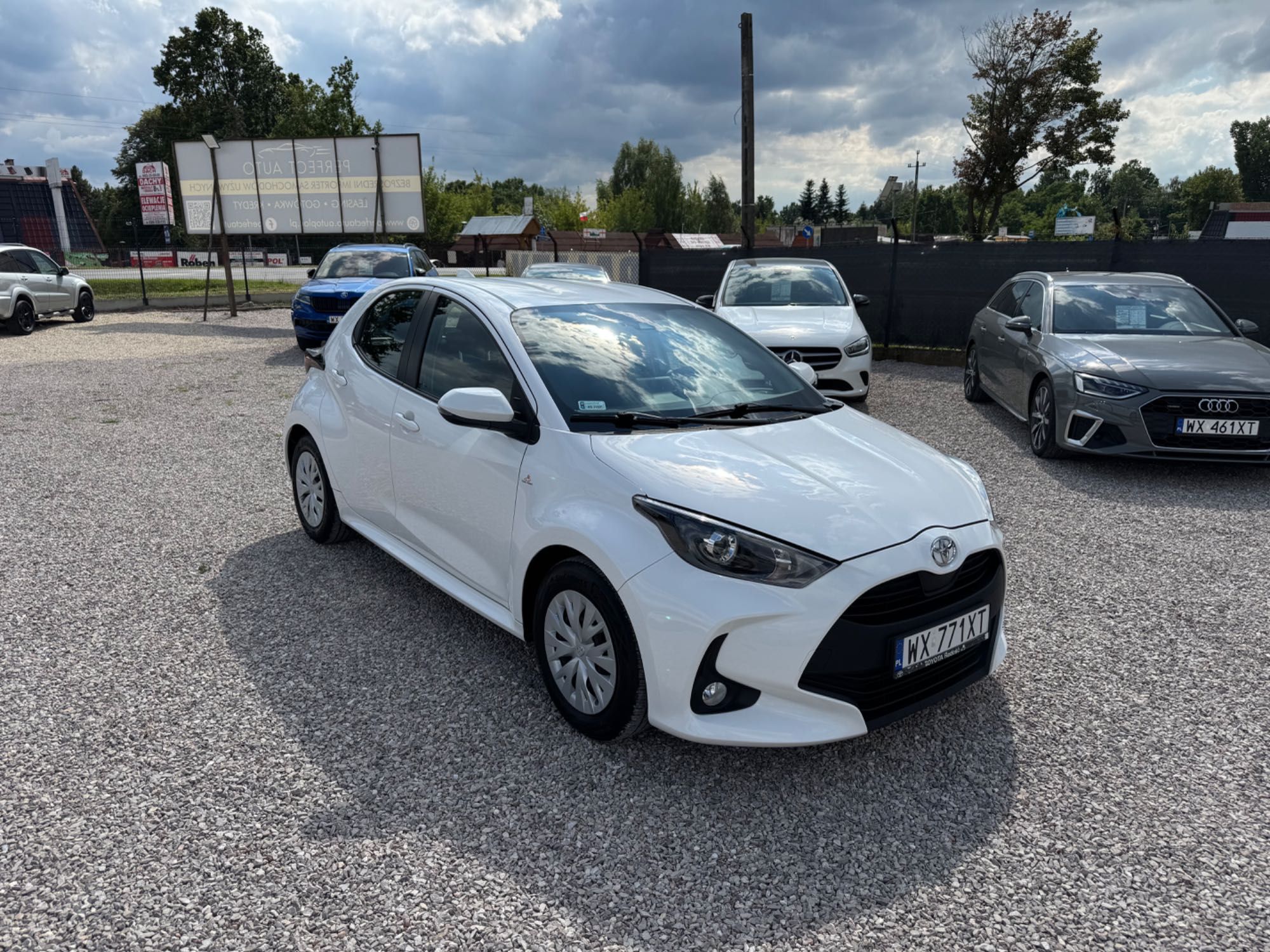 Toyota Yaris 1.5 automat salon Polska