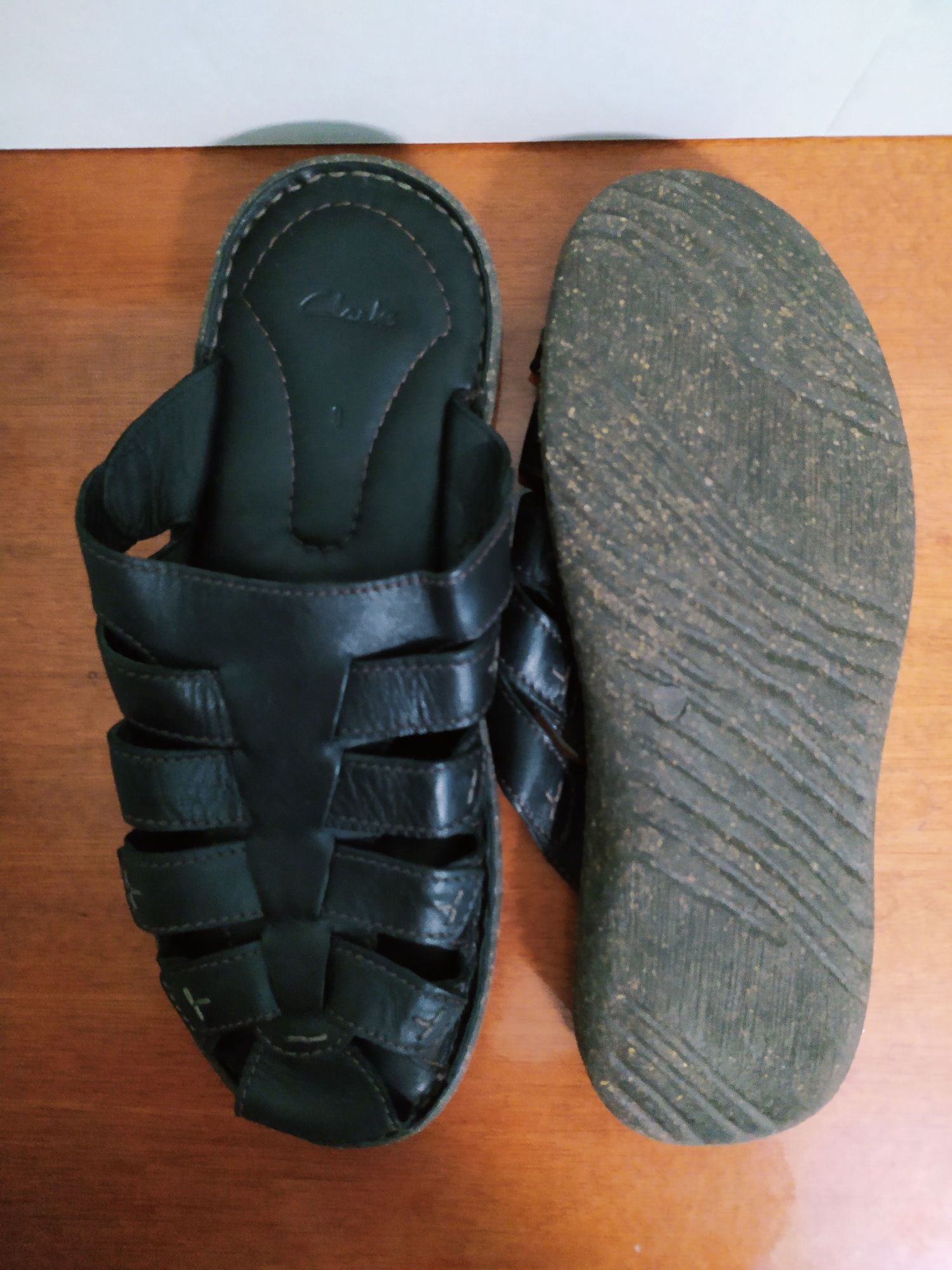 Кожаные сандали, шлепанцы Clarks p 43