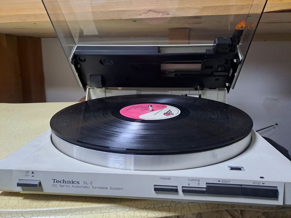 Technics SL-3 Gira-discos