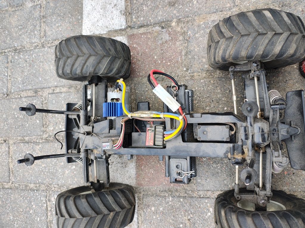 Model rc terenowy 2 sztuki
