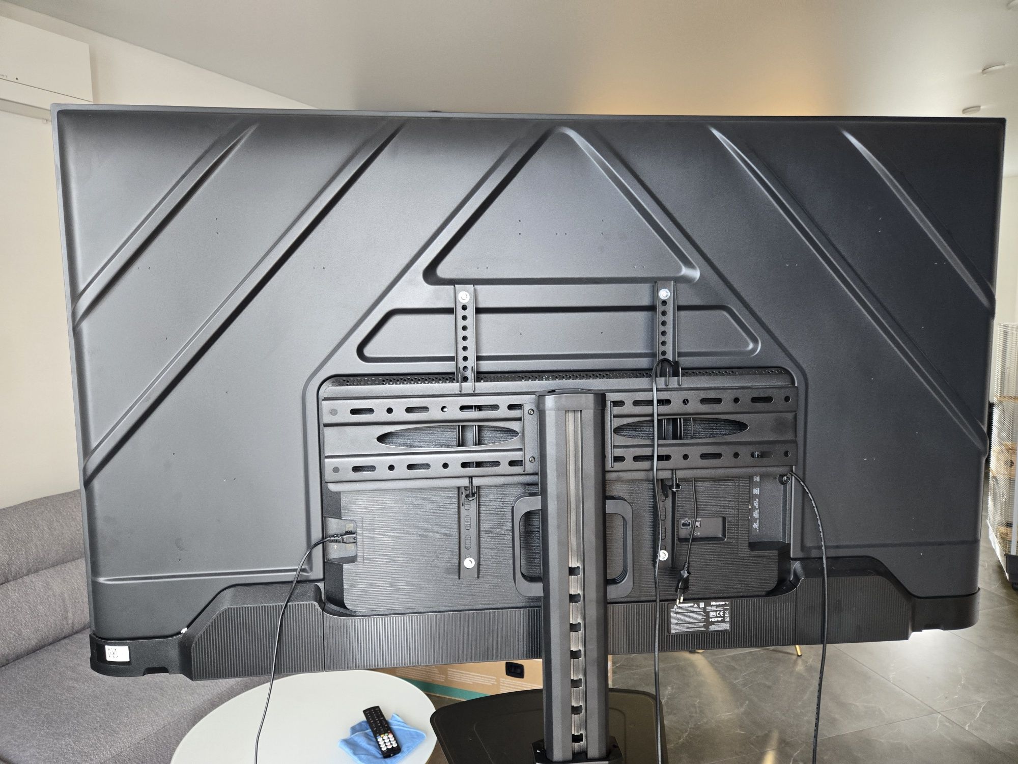 Подставка кронштейн под ТВ HiSmart 32"-65" (HS081171)
