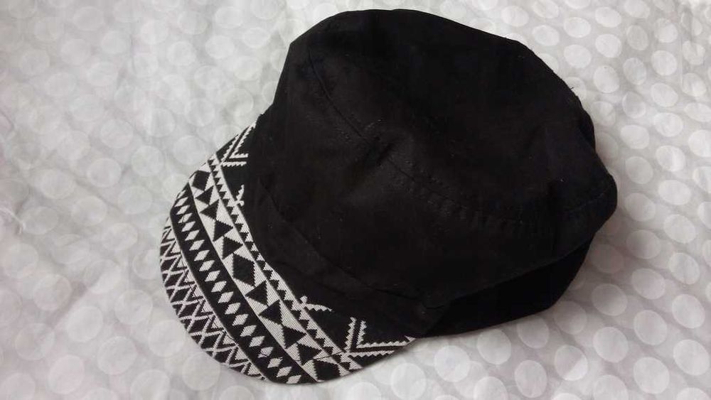 Czapka z daszkiem Cedarwood 100% bawełna