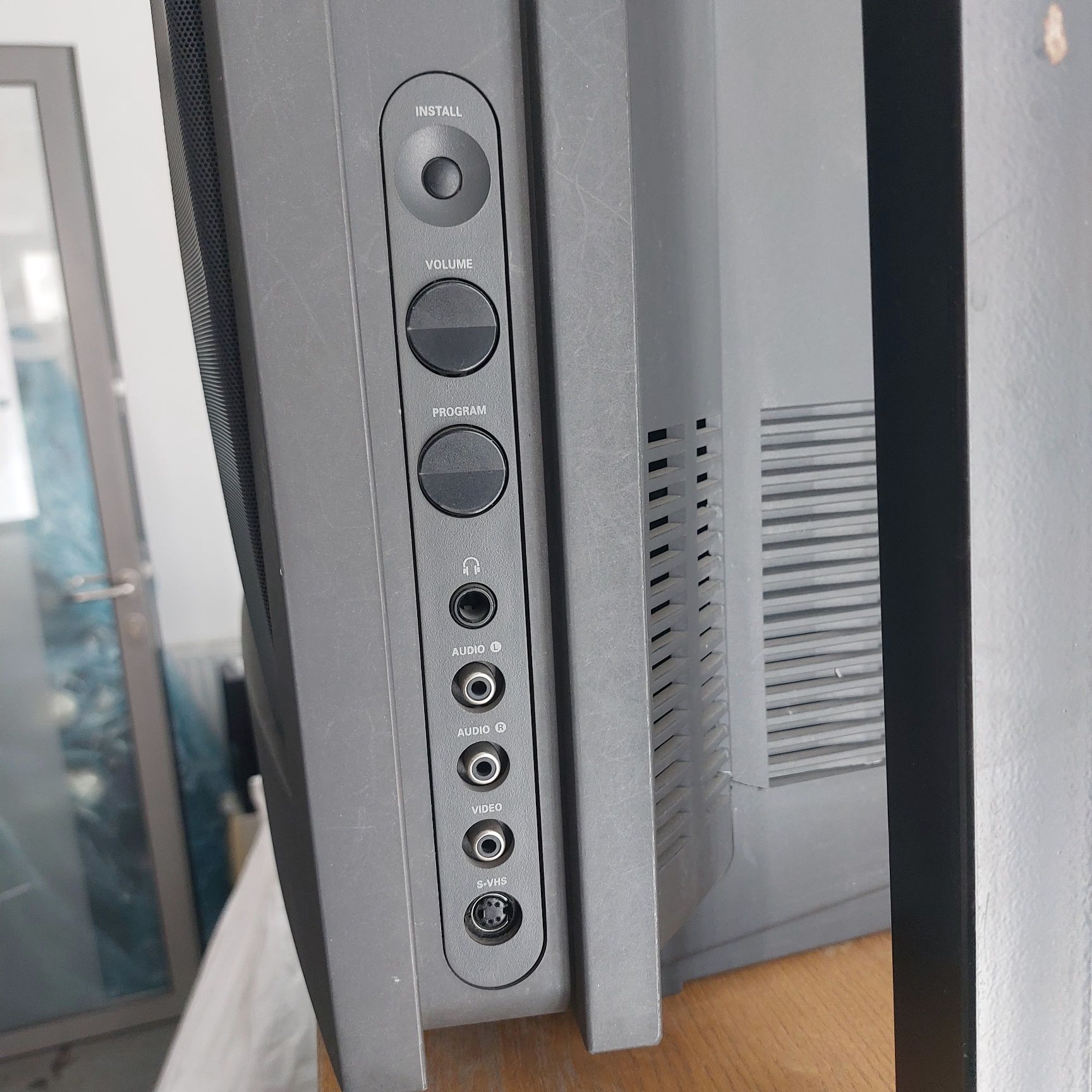 telewizor philips  match line