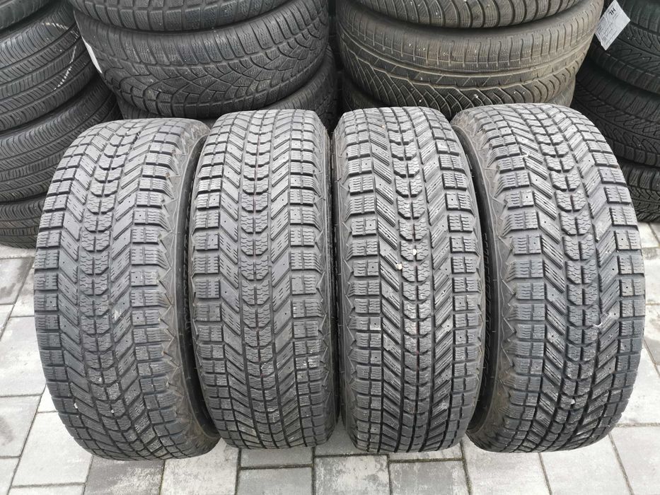 Firestone Winterforce UV 235/65r17 103S 7-8mm N1233