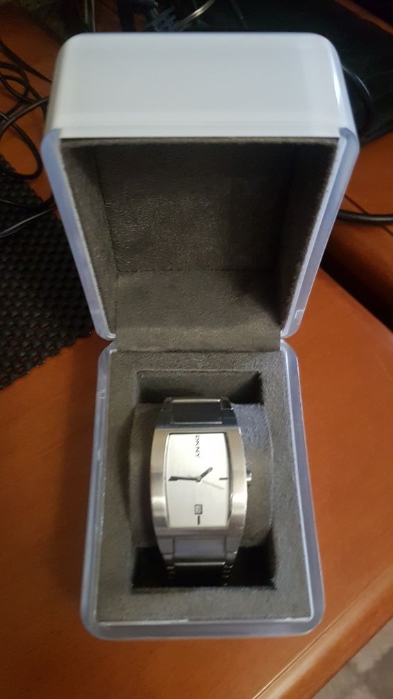 DKNY 3122 мужские кварцевые часы