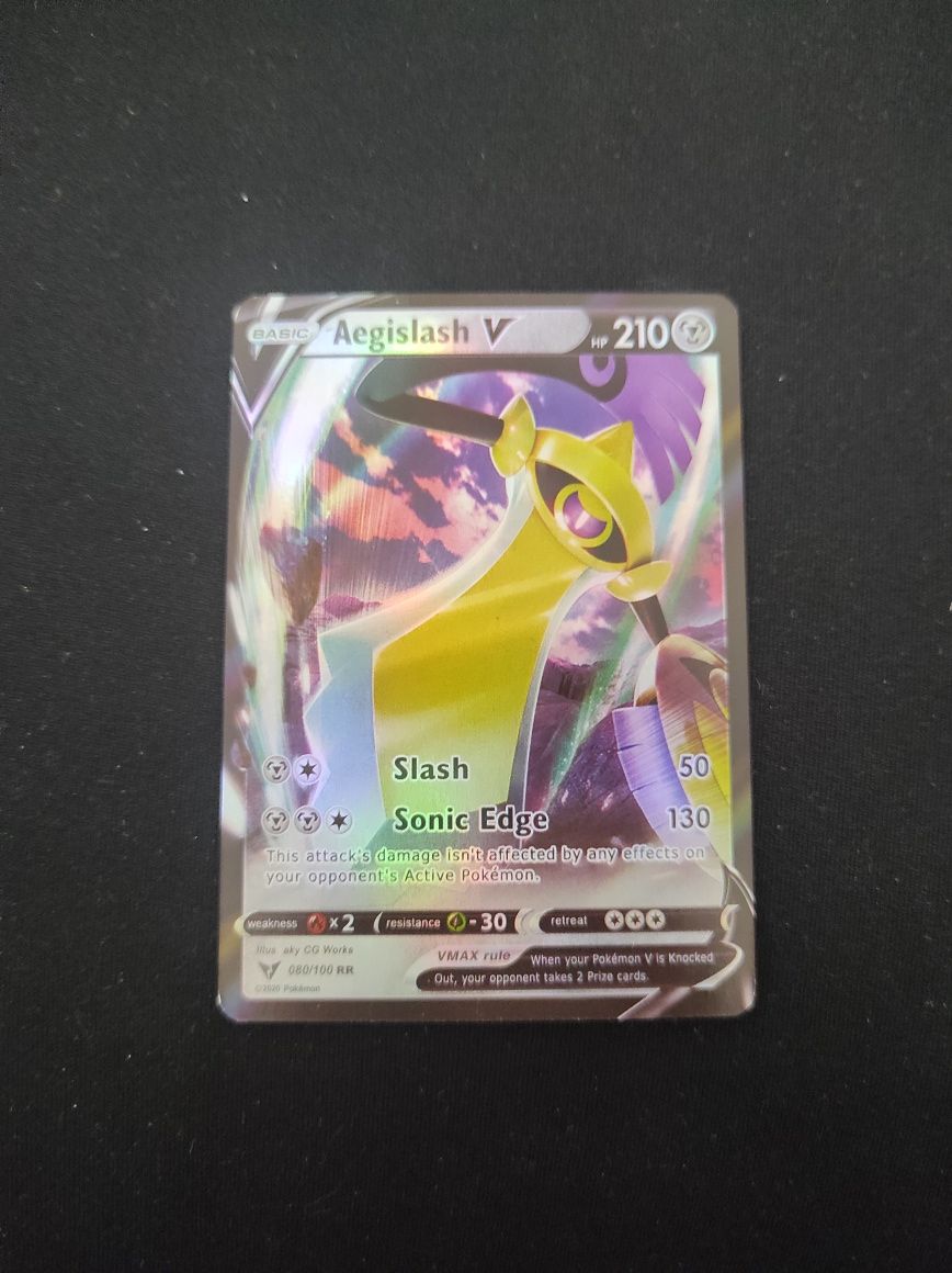Carta Pokémon Aegislash V 80/100 Full Art Holo Near-Mint
