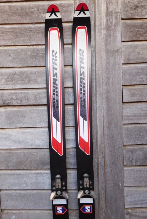 skis Dynastar vintage