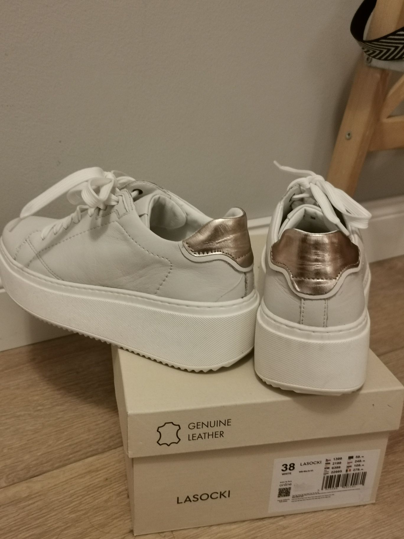 Sneakersy półbuty Lasocki skóra rozm. 38