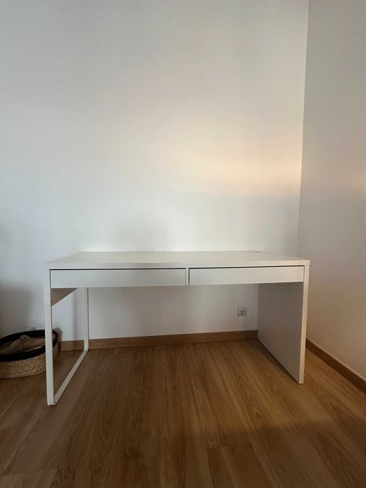 Secretária Micke 142x50 cm