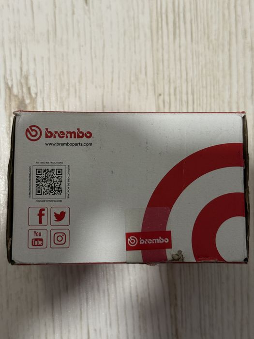 Гальмівні колодки Brembo P 54 031 оригінал