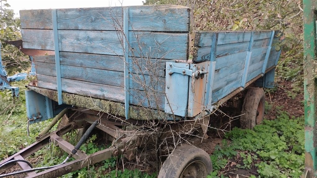 Продам прицепи зіловський, іфофський