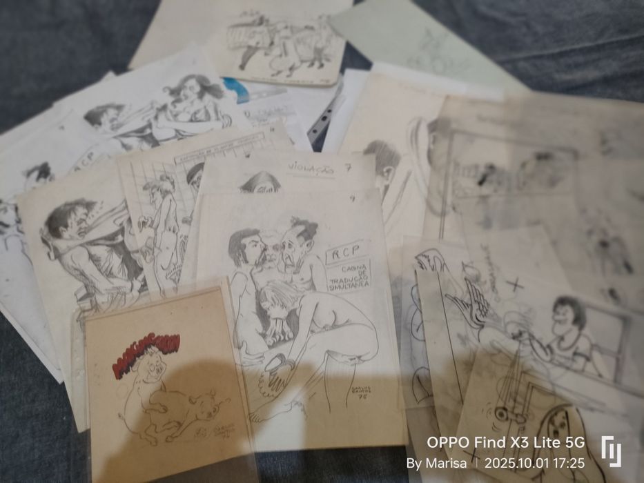 Arte original assinada e datada