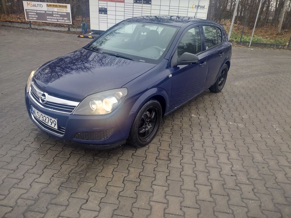 Opel astra h  2010 rok sprawne LPG i Klimatyzacja