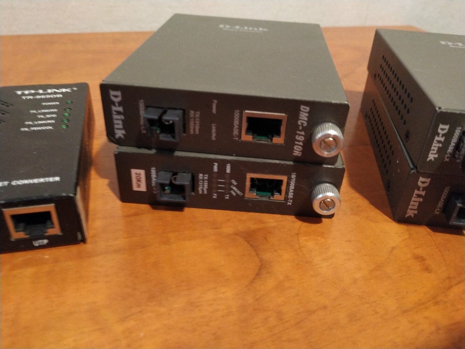 D-Link TP-Link медиоконвертер DMC Cisco Linksys  PoE