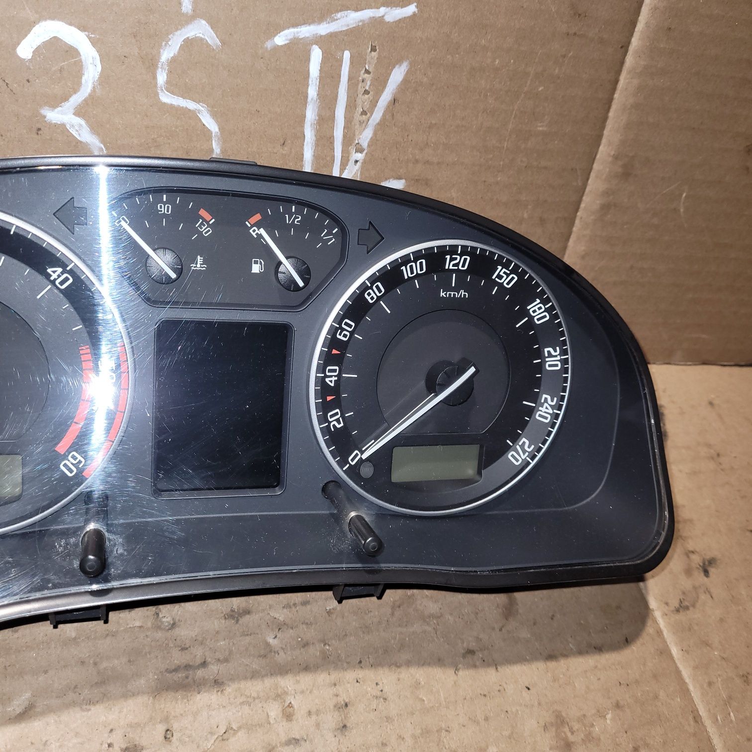 Licznik zegary skoda superb I lift diesel 2007r