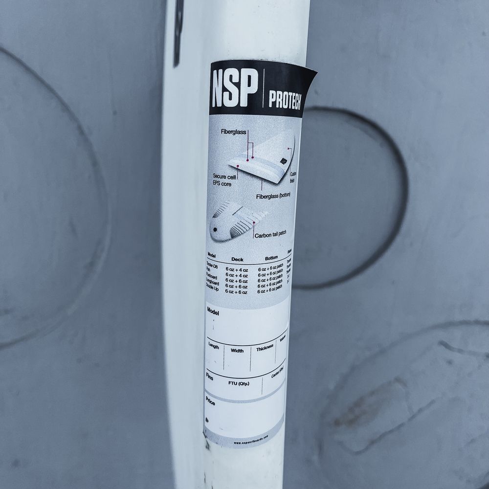 Prancha de Surf NSP 6'0 35L + Quilhas + Leash + Capa