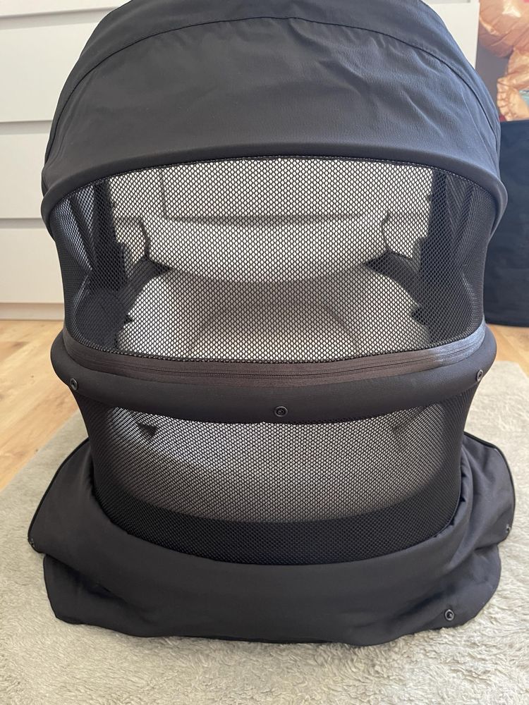 Gondola cybex priam 2.0 deep black lux