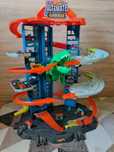 Hot Wheels Ultimate garage