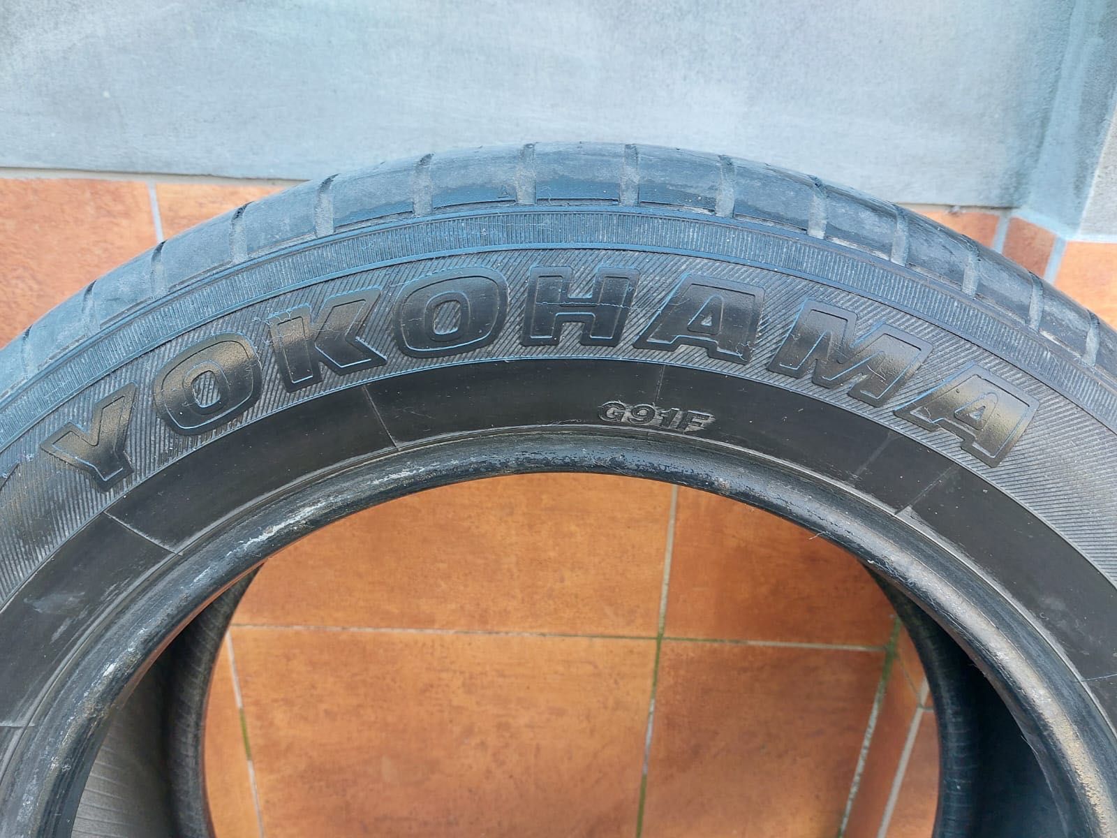 Б/У  Шины  YOKOHAMA 225/69R1799B - 4 шт