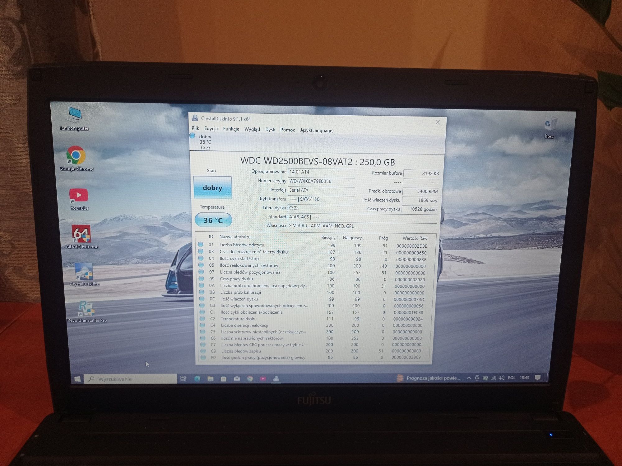 Fujitsu A514 - i3-4005/250gb/8gb/intel hd 4400.