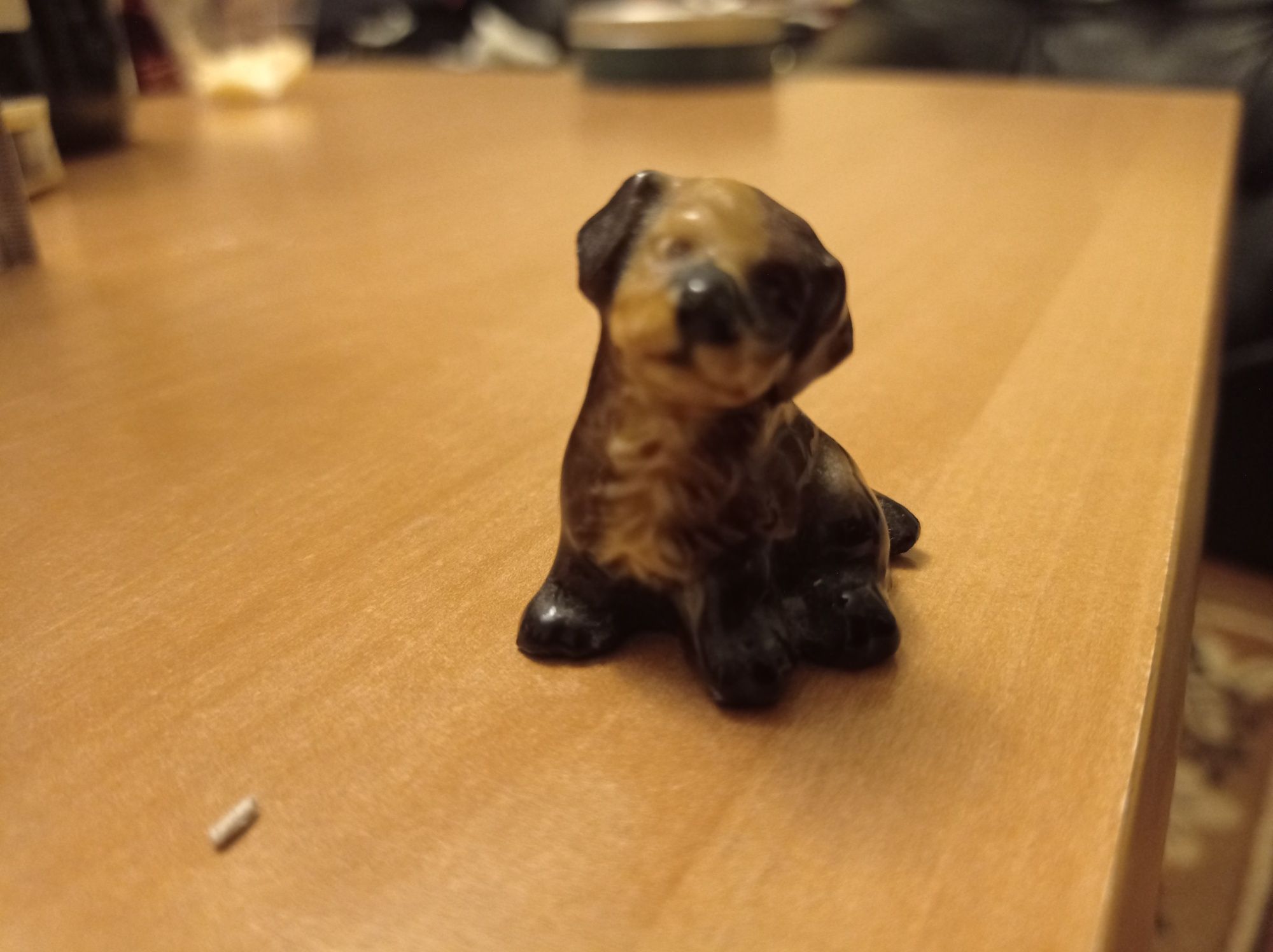 Porcelanowy piesek miniatura spaniel szczeniak