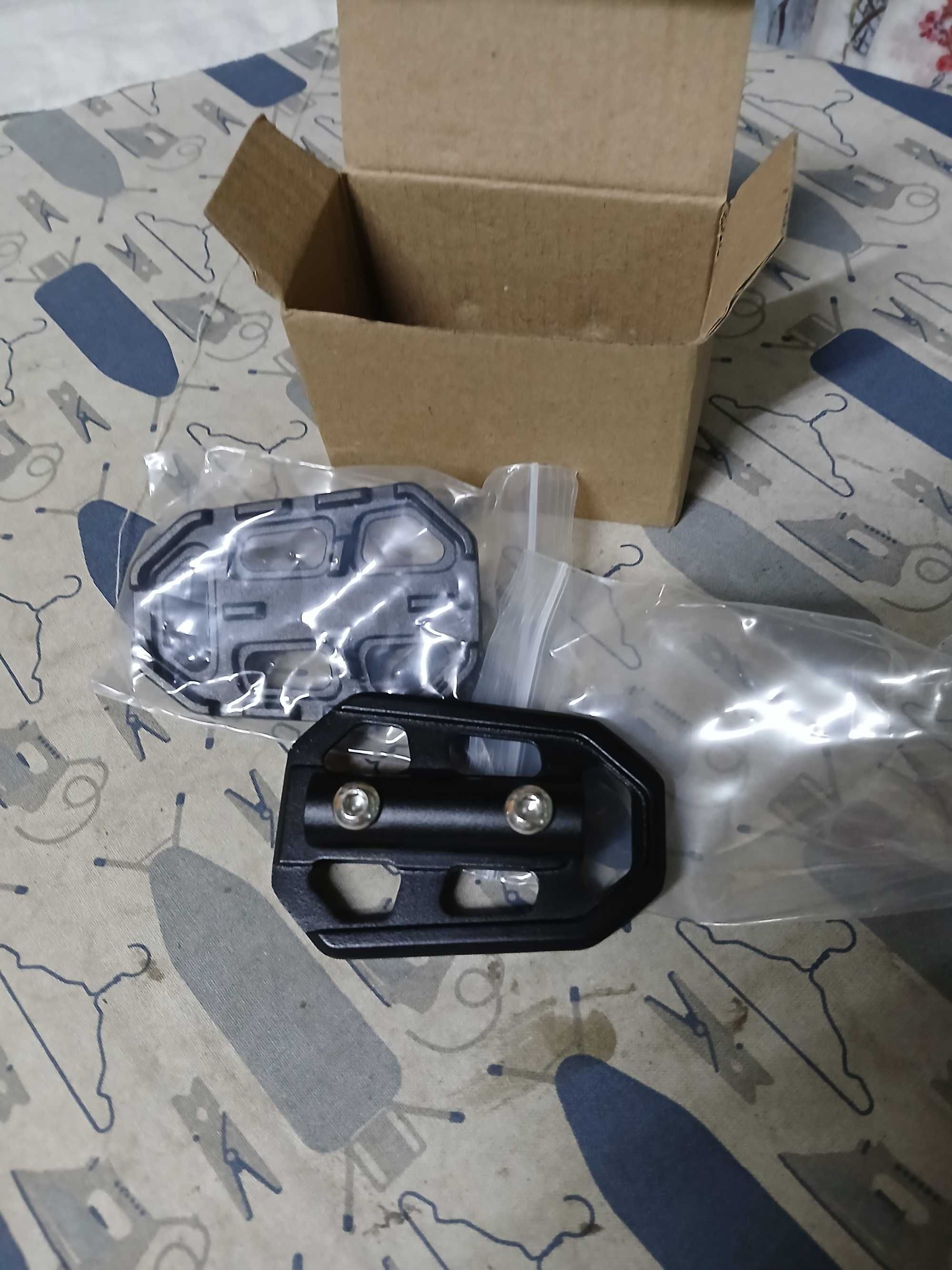Pousa pés mota CNC