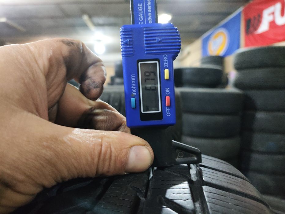 Шини резина зима 175/65 R15 Yokohama v 903