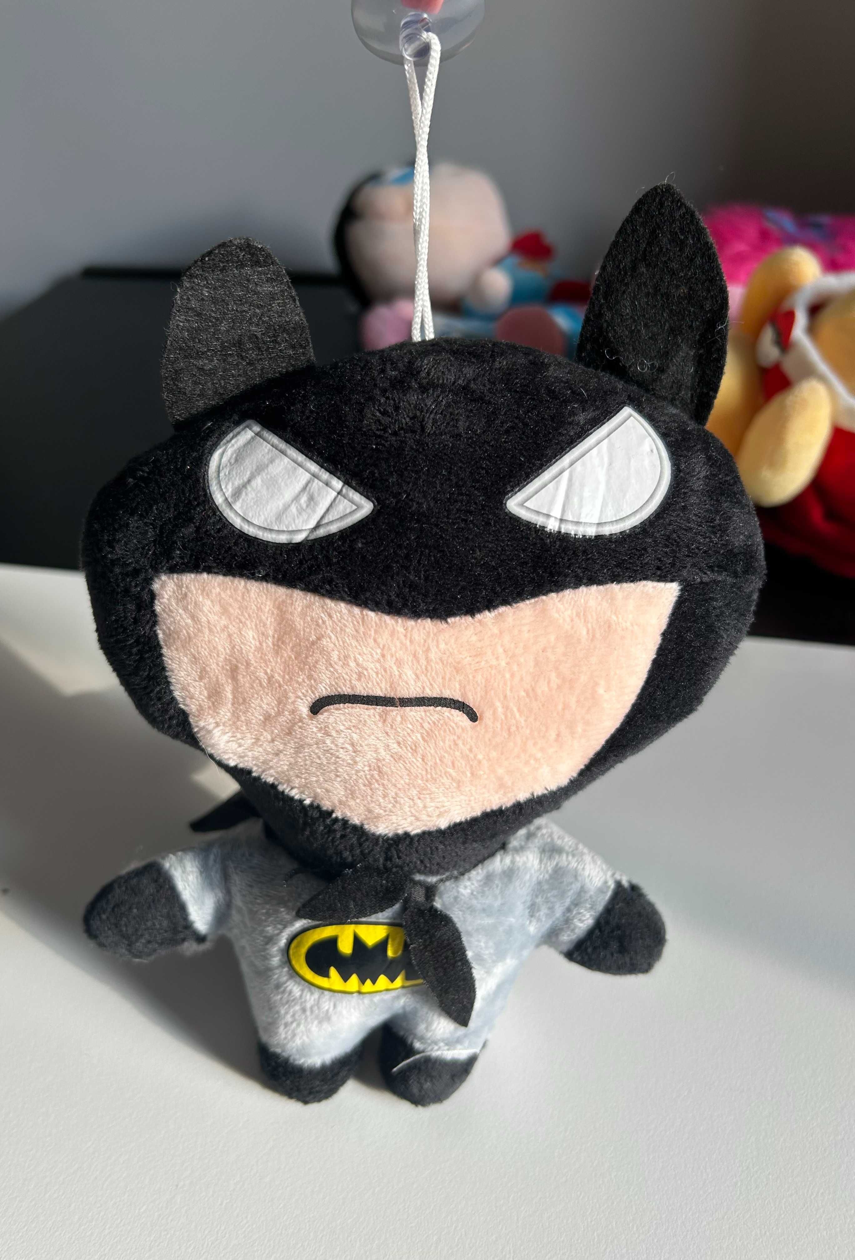 Pluszaki Pikachu, batman, supermen, trolle - Nieużywane