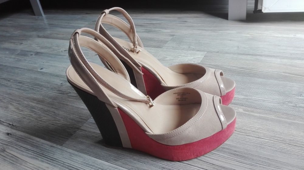 Sandały Koturny rozm. 40 Centro lato beżowe czarne pomarańczowe