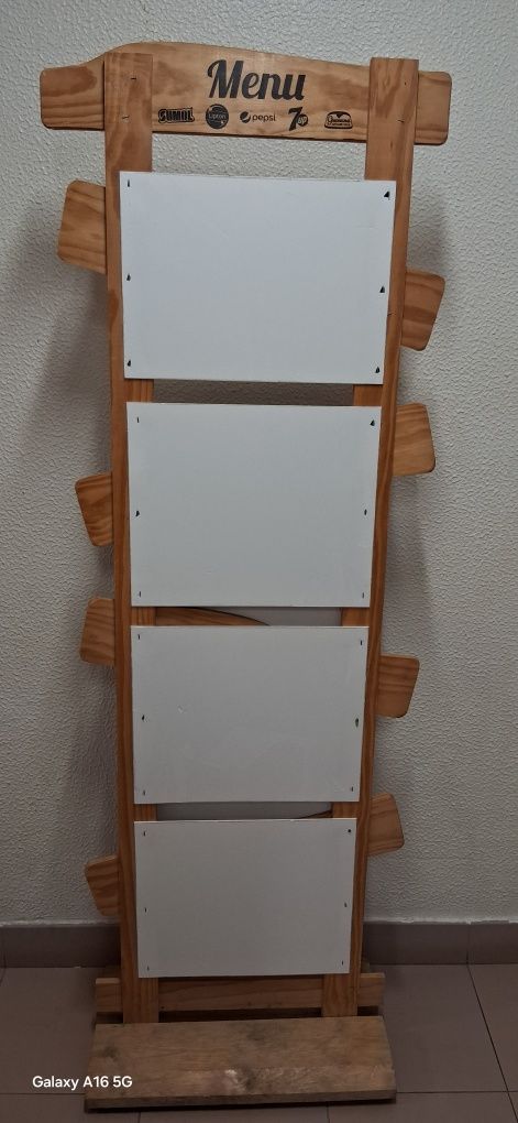 Suporte/Porta Menus Vertical de Chão - SALDOS