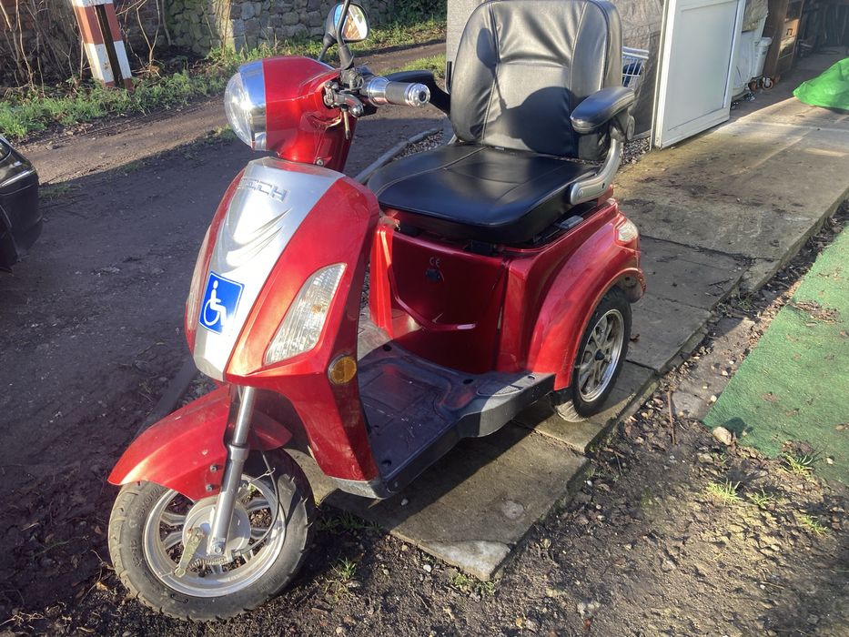 Skuter elektryczny