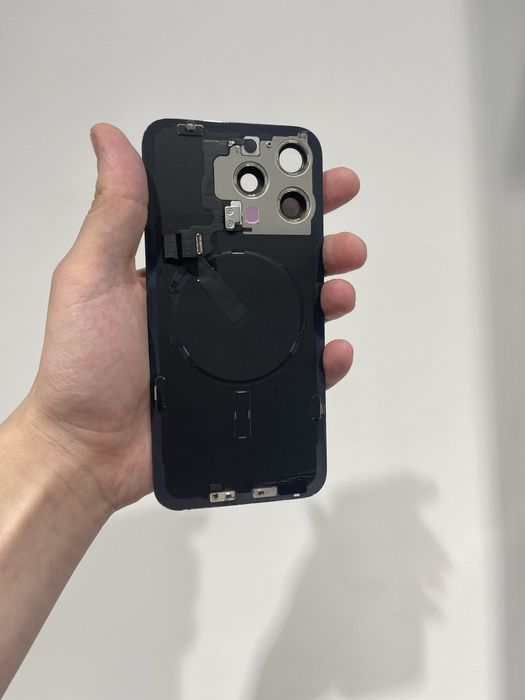 Оригінальне скло корпусу для iPhone 15 Pro Max Blue Titanium