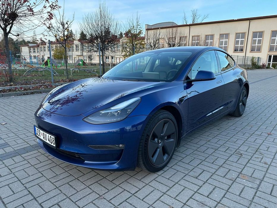 Tesla Model 3 1 Właściciel Zadbana Polecam