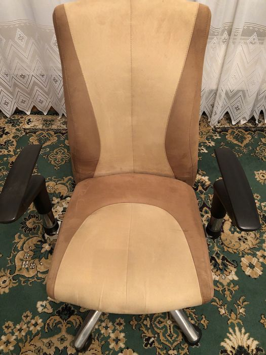 Стілець офісний, компʼютерний