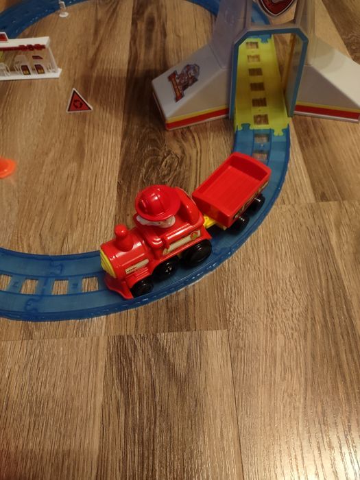 Wieża psi patrol baza