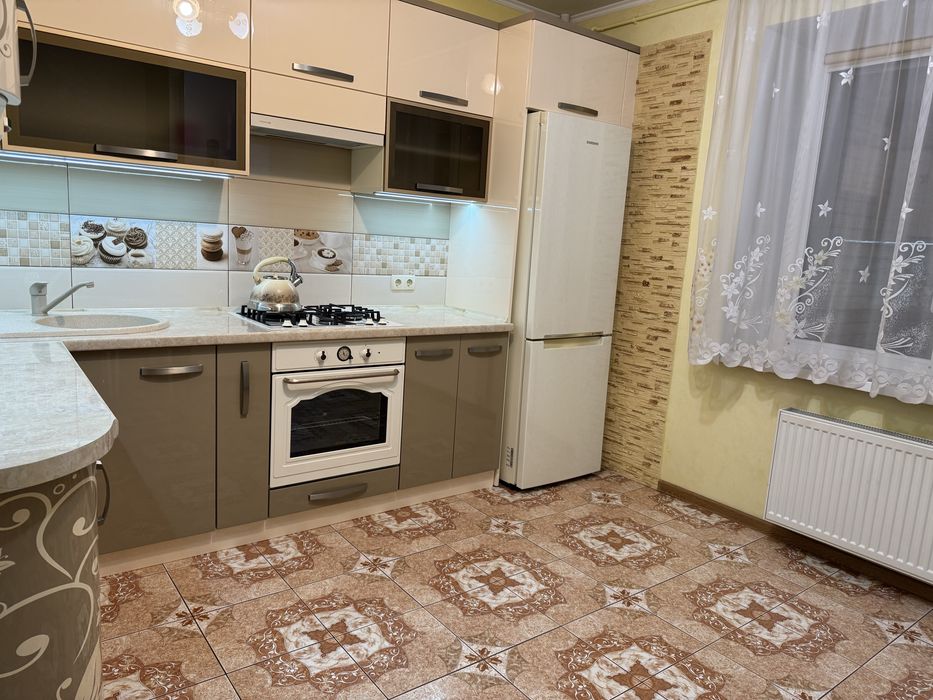 Оренда 2-к квартири неподалік центра