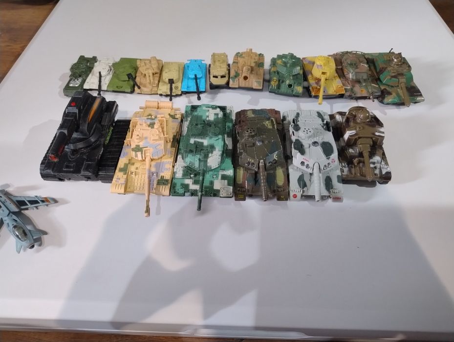 Czołgi Zabawki +gratis