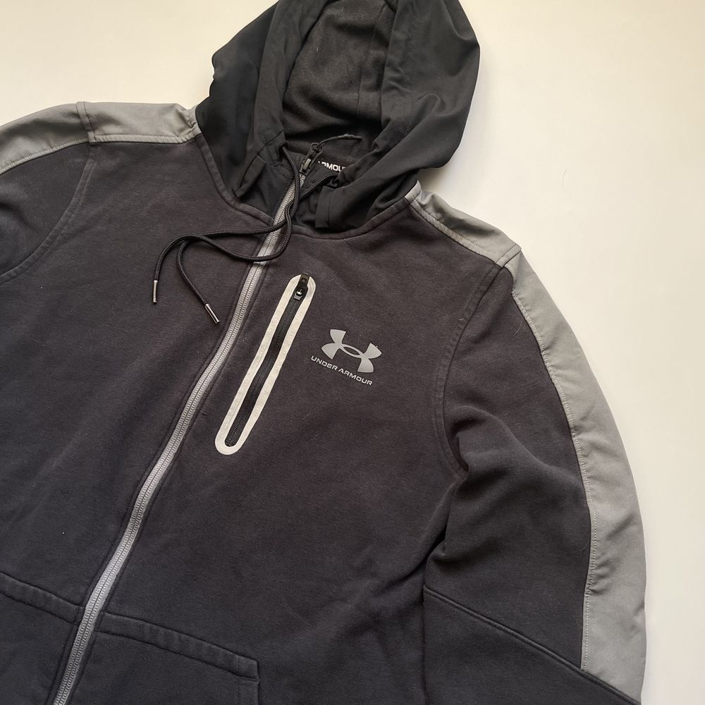 Спортивна кофта худі Under Armour ,розмір S-M