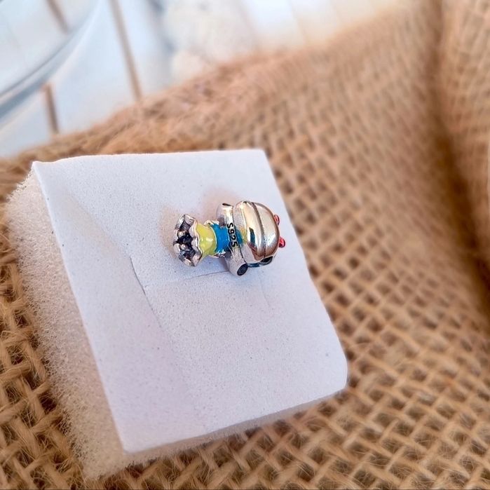 Królewna Śnieżka i 7 siedem krasnoludków zawieszka do bransoletki  cha